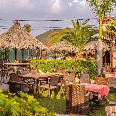 Casa Giuliana ベッド・アンド・ブレックファスト 3*